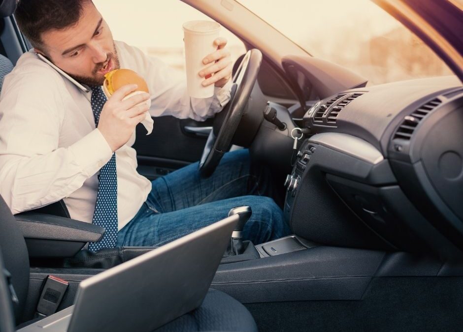 MAPFRE_-_April_is_distracted_driving